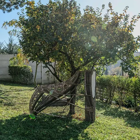 Mamacita Gasthof Győrújbarát